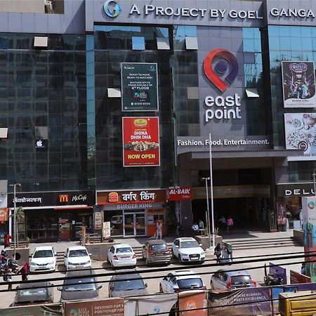 Hotel Bellamont Мумбай Екстериор снимка