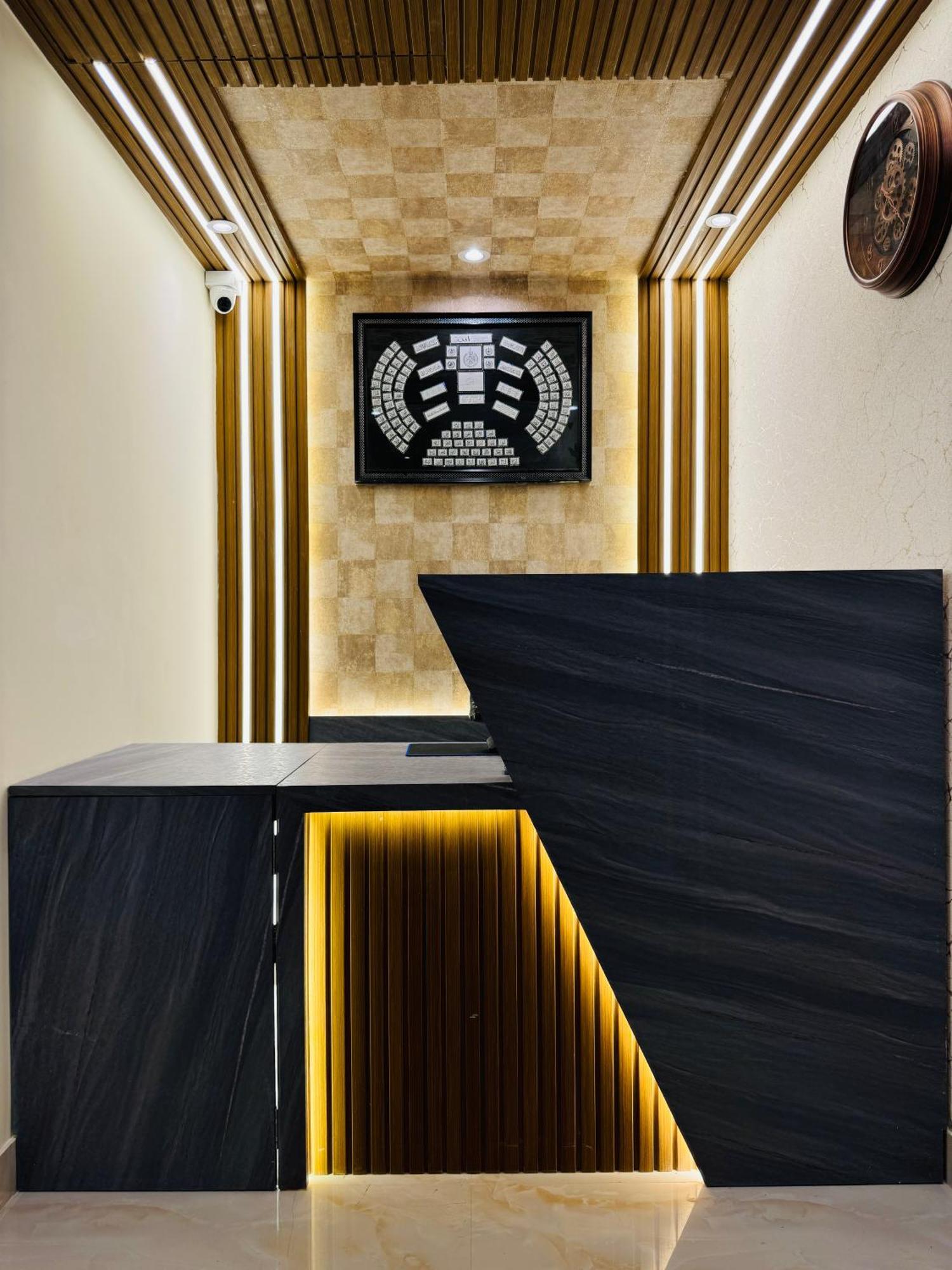 Hotel Bellamont Мумбай Екстериор снимка