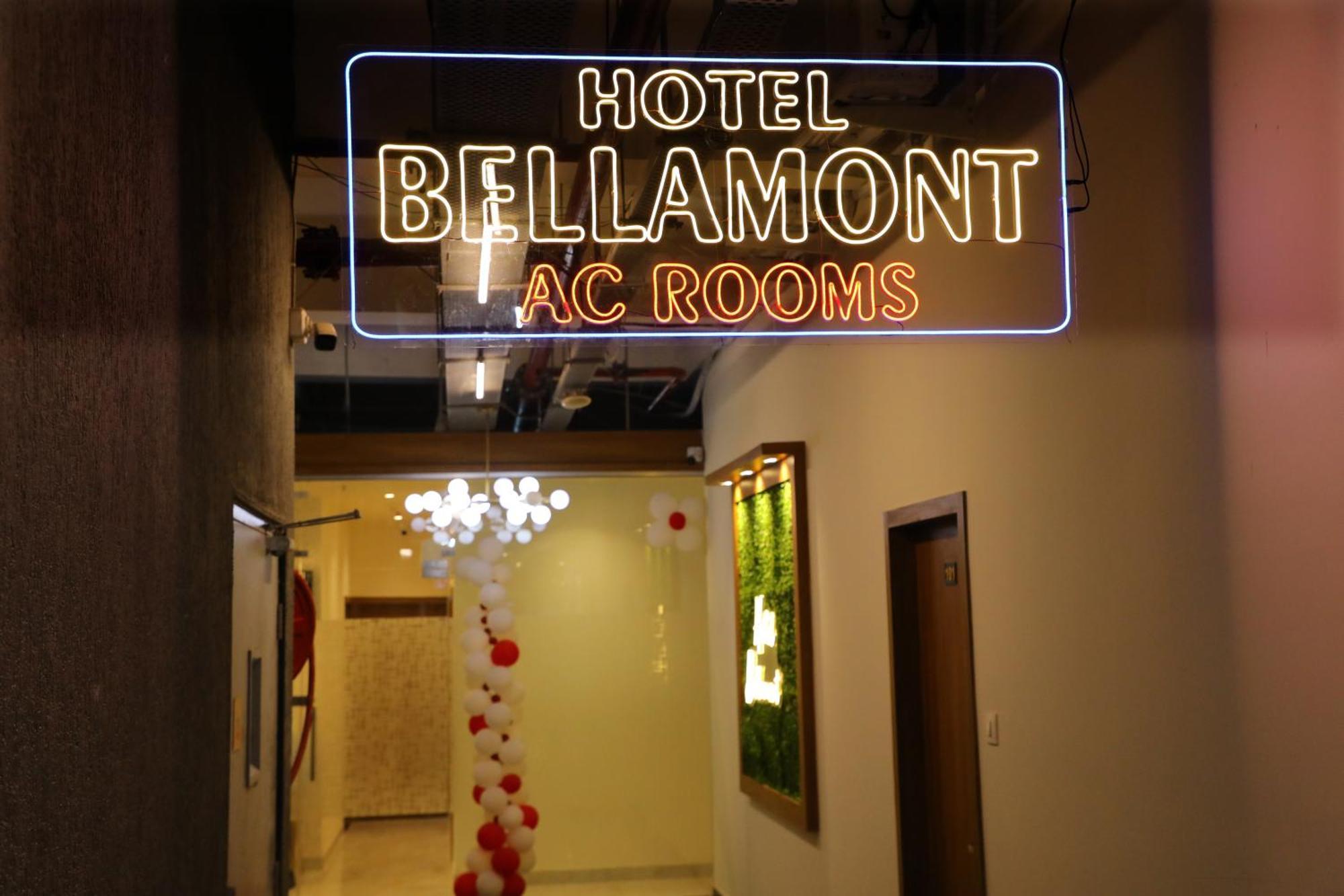 Hotel Bellamont Мумбай Екстериор снимка
